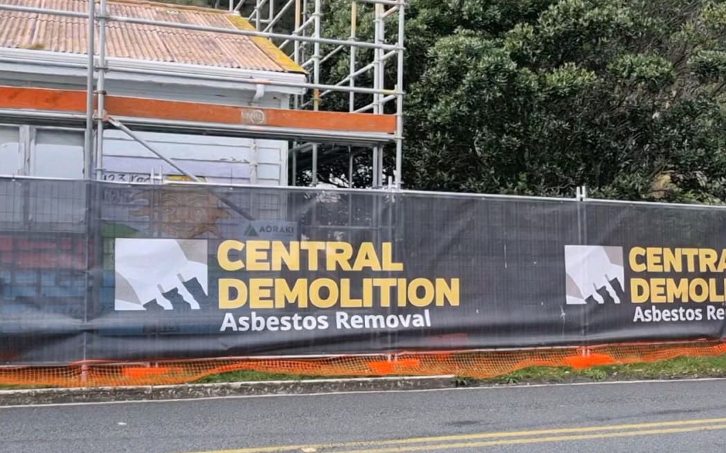 Fences at the Shelly Bay development, Wellington, are meant to keep little blue penguins, or kororā, away from the construction zone but have blocked them from returning to their nesting sites.