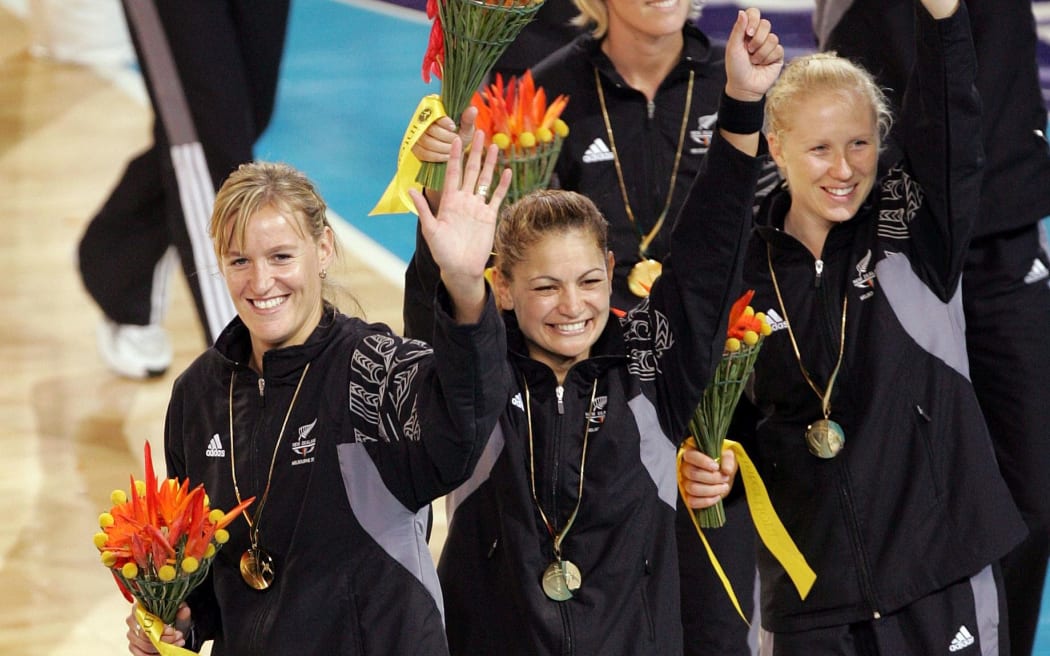 Leana De Bruin, Temepara Bailey and Laura Langman celebrate gold medal at 2010 Commonwealth Games