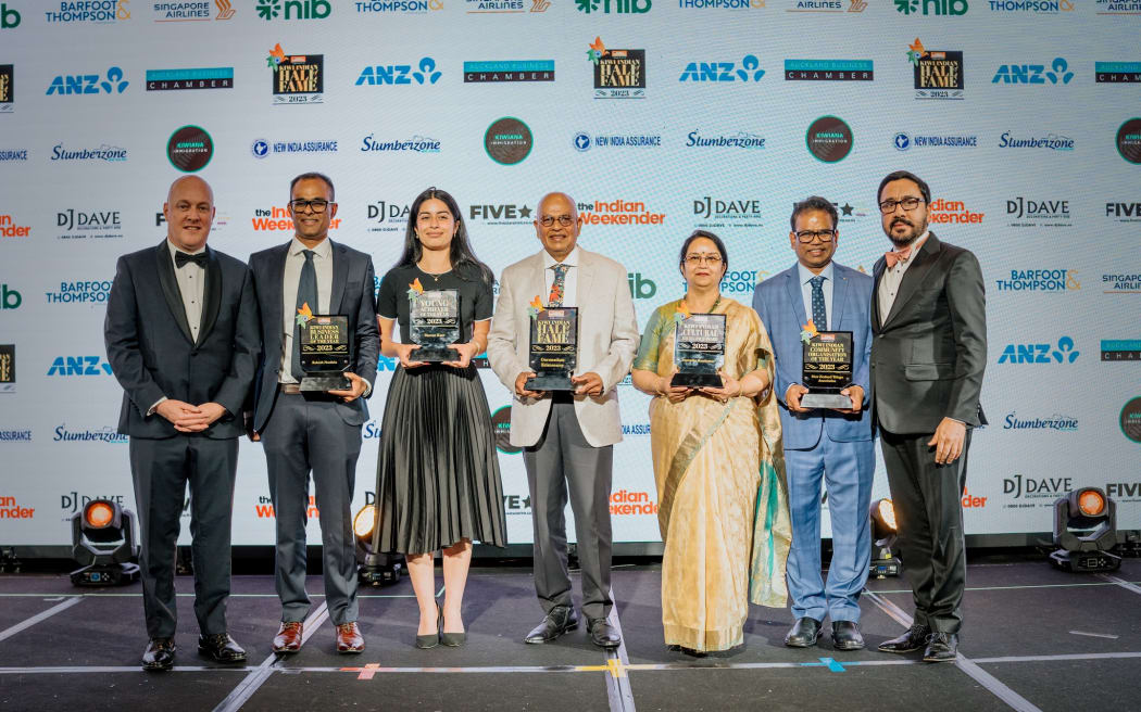 Winners of the Indian Weekender 2023 Kiwi Indian Hall of Fame pose alongside Prime Minister Christopher Luxon and Bhav Dhillon, Honorary Consul of India, in Auckland.
