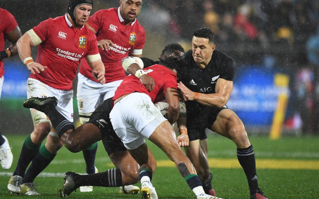 The shoulder charge that led to Sonny Bill Williams' red card.