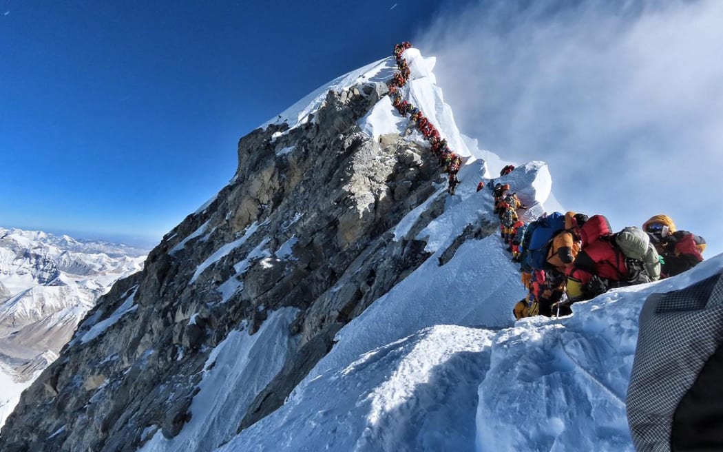 Un piede ritrovato alle pendici dell'Everest svela il giallo dell'alpinismo