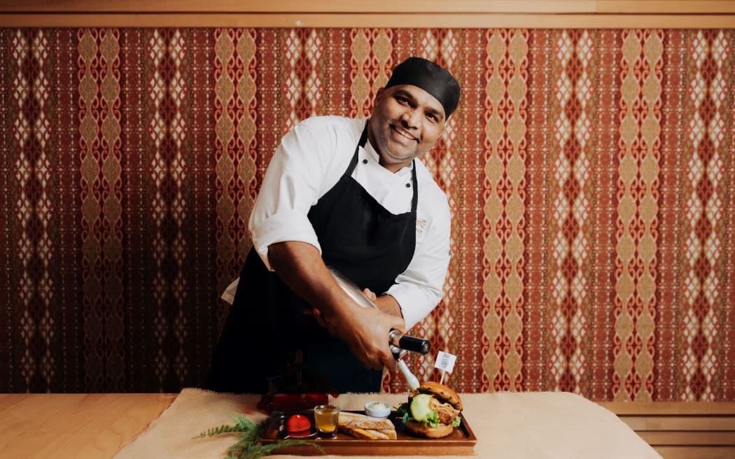 Te Papa Café Head Chef Hitesh Bhoir & Āhuru Kai Kōhua Poaka