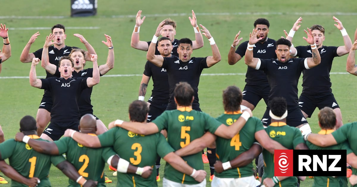 Battle for the crown of all-time Rugby World Cup top dogs | RNZ