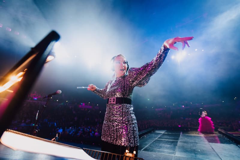 Sarah-Grace Williams, Chief Conductor & Artistic Director of Synthony.