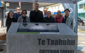 Members from mana whenua Ngaati Te Ata Waiohua, Ngāti Tamaoho, and Te Ākitai Waiohua, side by side with Māngere-Ōtāhuhu Local Board (Christine O’Brien, chair Tauanu’u Nick Bakulich, Joe Glassie-Rasmussen, deputy chair Togiatolu Walter Togiamua).