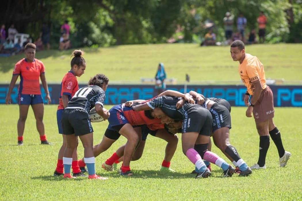 Four women's teams took part in each of the Super 7s Series tournaments.
