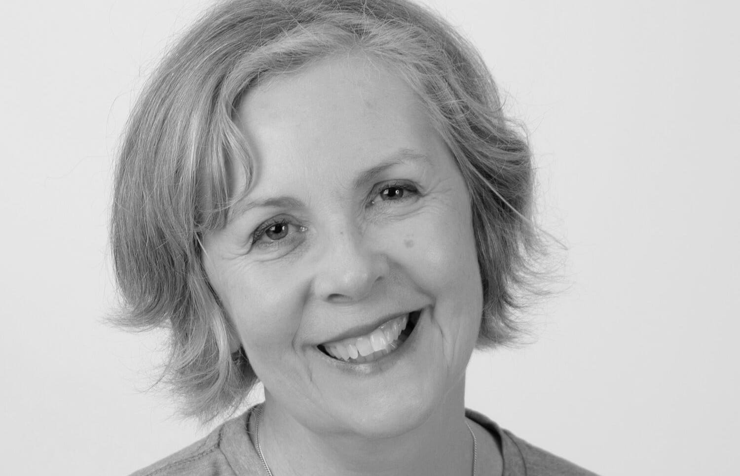 Dr Bronwyn Sweeney
