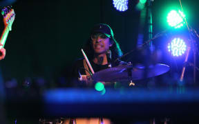Critics' Choice winner Scuba Diva, aka Jimmy Mac, playing at the prize giving gig.