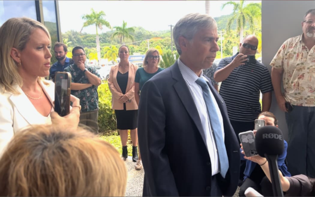 Julian Assange’s lawyers Barry Pollack, right, and Jennifer Robinson.