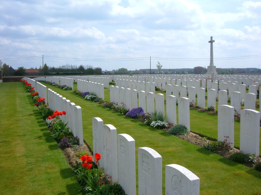 The final resting place of Captain Ernest Charles Parry.