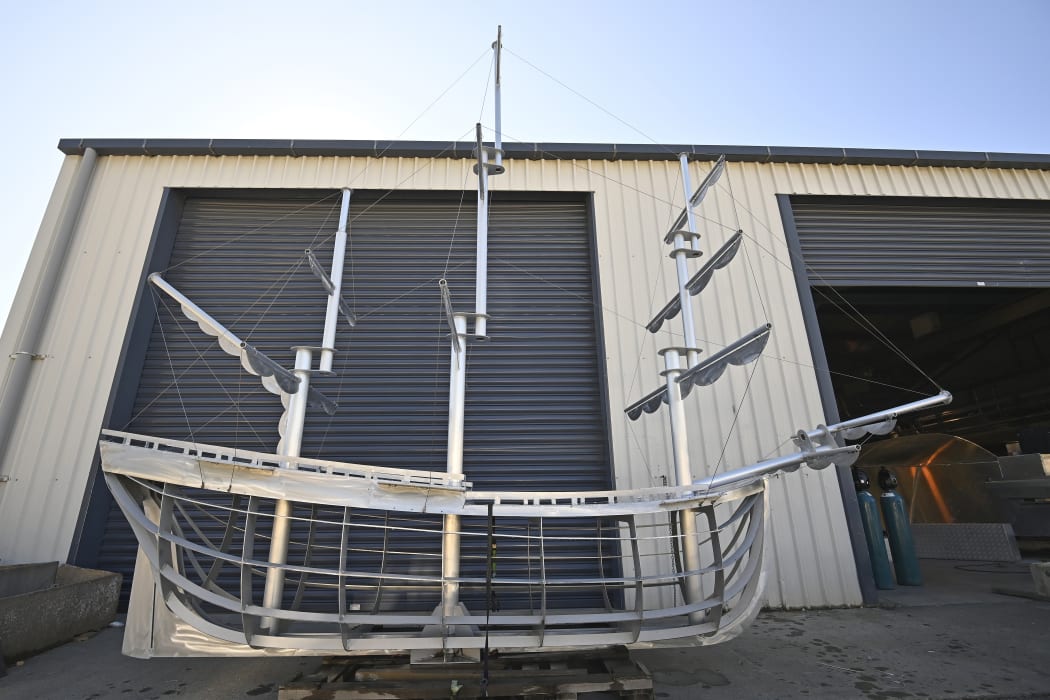 A 200kg aluminium Endeavour model has been gifted back to the community group which fundraised for its build.