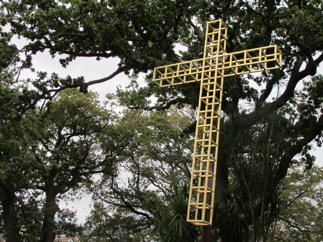 Cross designed by Neil Dawson