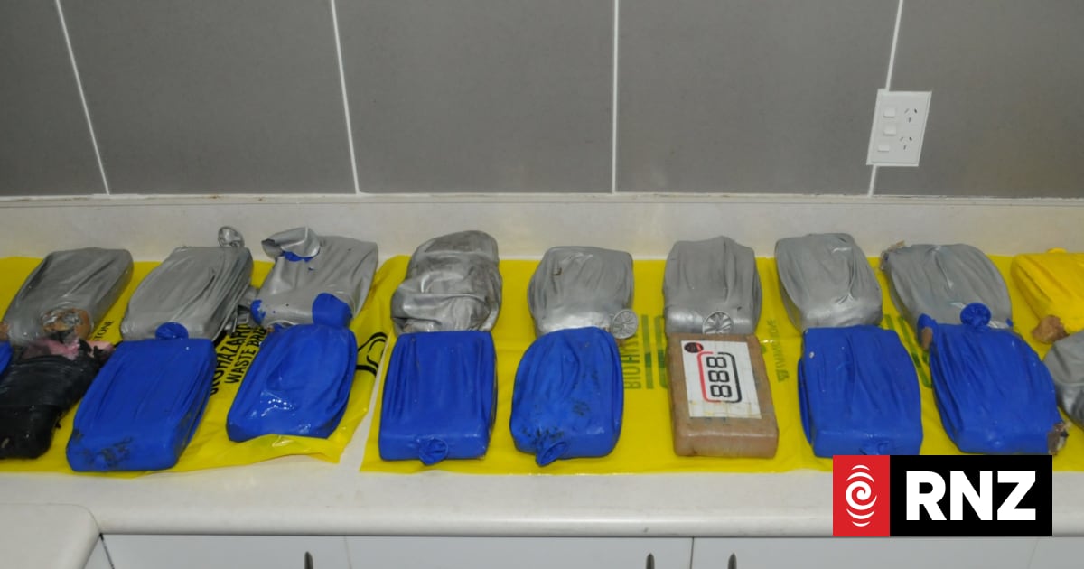 Mitiaro cocaine find points to 'dump-and-collect' cartel tactics