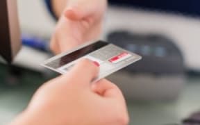 retail spending