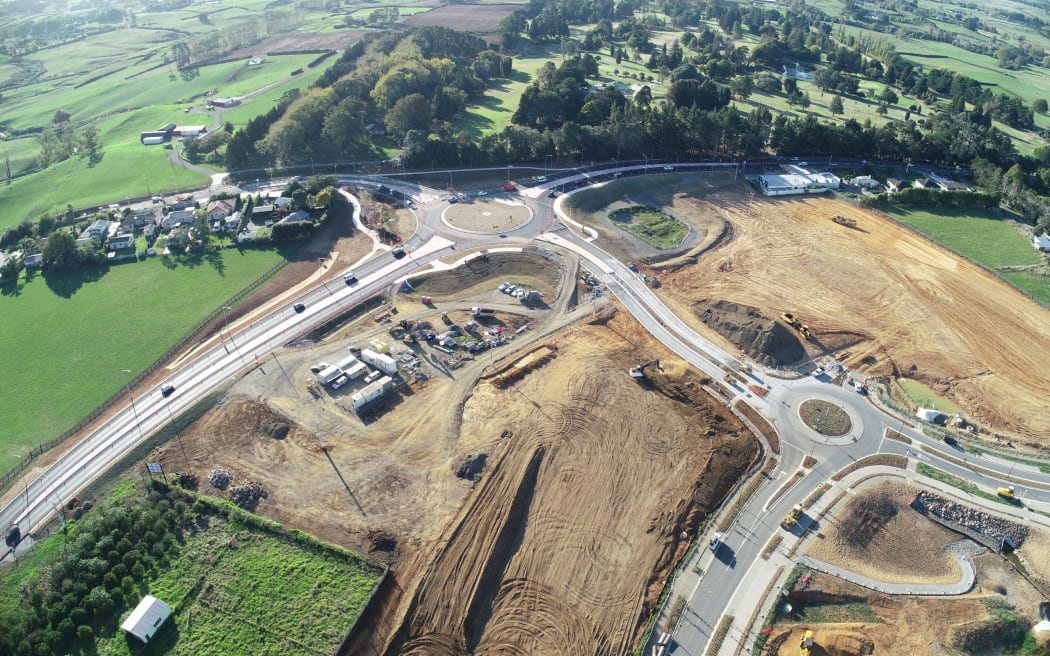 An aerial photo of the $16.4m roundabout and roadworks at the intersection of Glenbrook Rd and SH22.