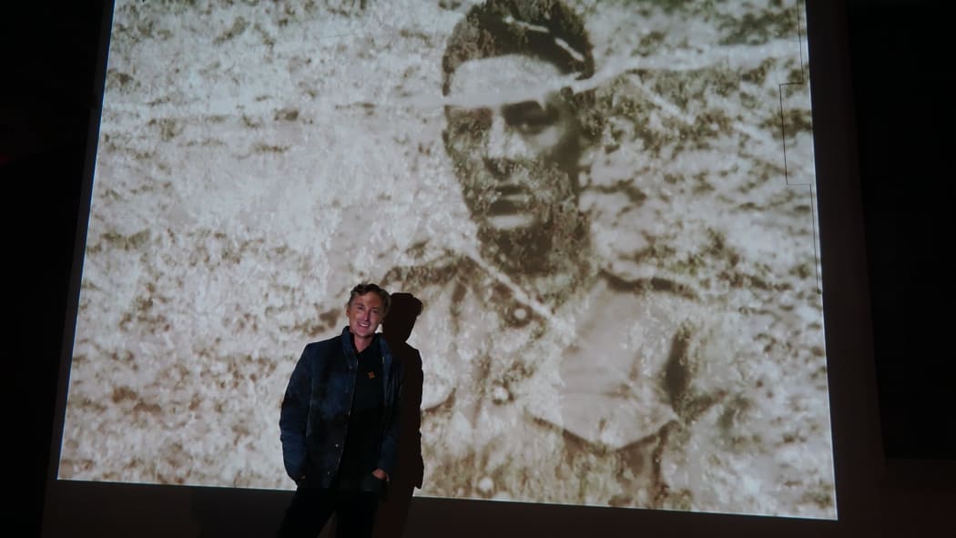 Artist Sean Winterbottom standing next to his grandfather Fred Marriott who fought at Gallipoli.