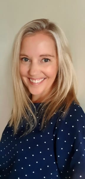 Dr Anna Brooks