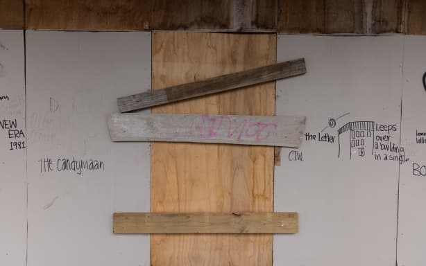 Loafers Lodge fire trial: Charred remnants of building shown to jury | RNZ