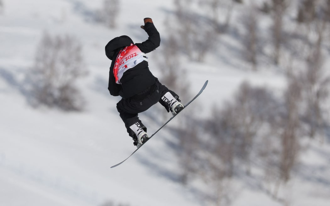 Zoi Sadowski-Synnott in action in the final of the women's snowboard slopestyle.