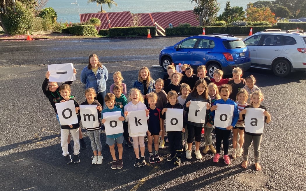 Room 10 at Ōmokoroa Point School act over missing macron