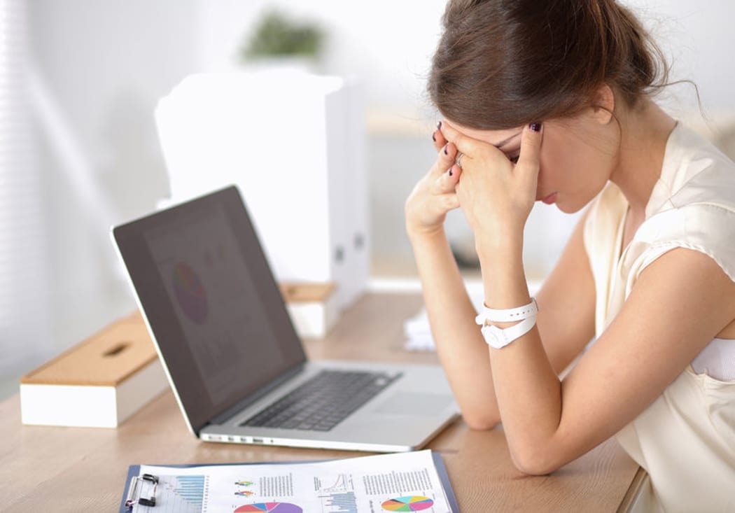 The report said in the first year of changing jobs, wage losses reached 12 percent compared with those who kept their job.