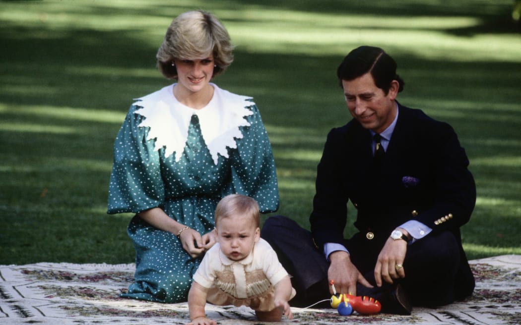 AUCKLAND - APRIL 23:  Diana Princess of Wales with Prince Charles and Prince William, pose for a photocall on the lawn of Government House on April 23, 1983 in Auckland, New Zealand, during the Royal Tour of New Zealand. (Photo by David Levenson/Getty Images)