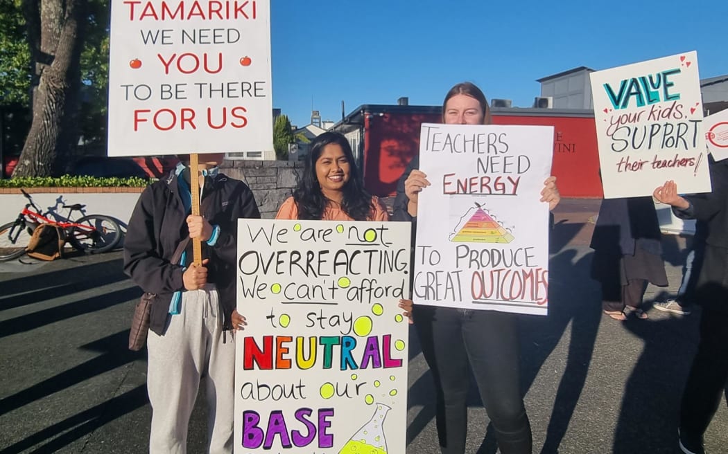 Striking secondary school teachers picketing outside Selwyn College in Auckland on Wednesday, 29 March.