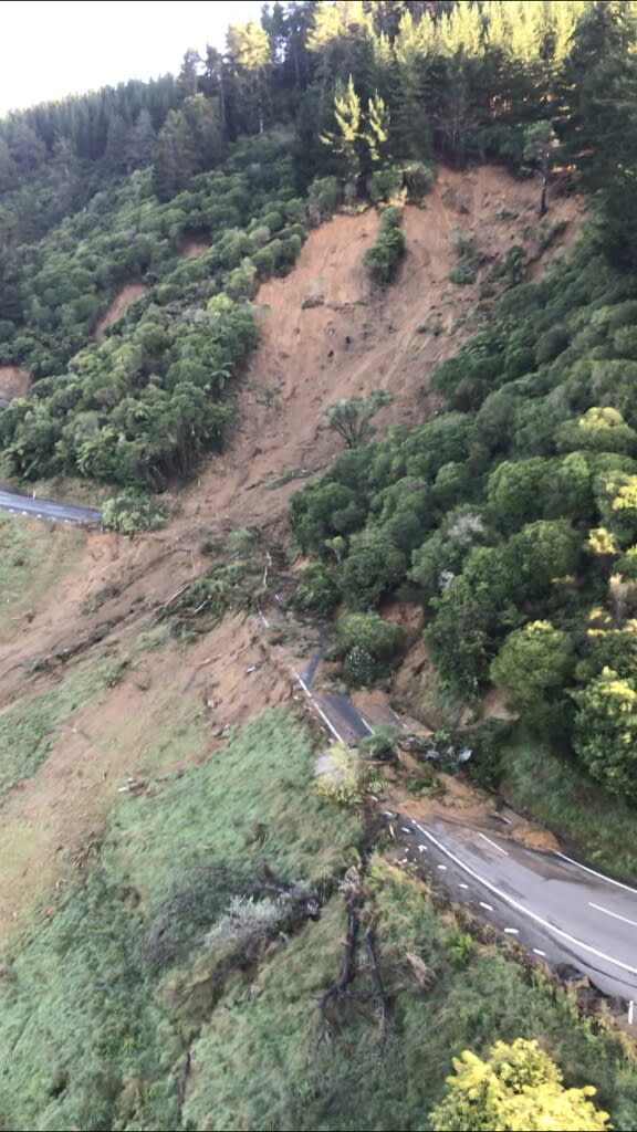 Slips on the Tākaka Hill Rd after Cyclone Gita in February 2018.