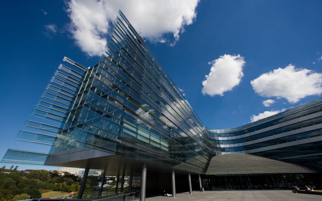 People return to Auckland university building after suspicious item ...