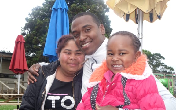 L - R - Anyela, Tenorio and Ana Maria De La Cruz