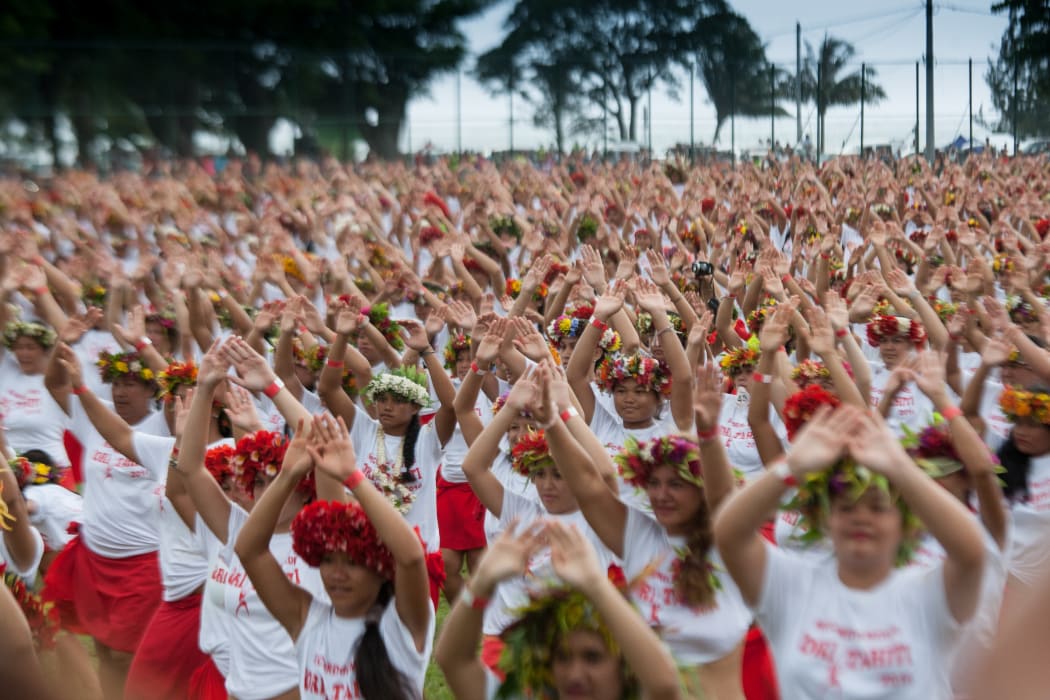 Bid to set dance record set in Tahiti