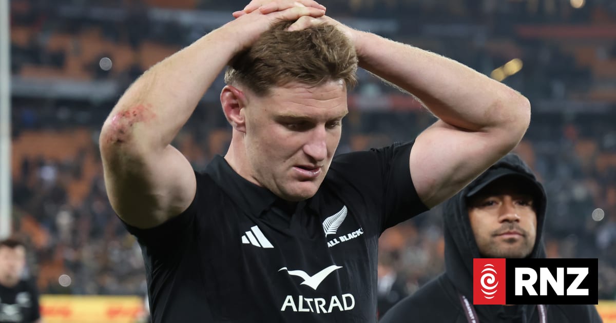 Rugby: Ardie Savea heading home as All Blacks rue missed chances in third test defeat