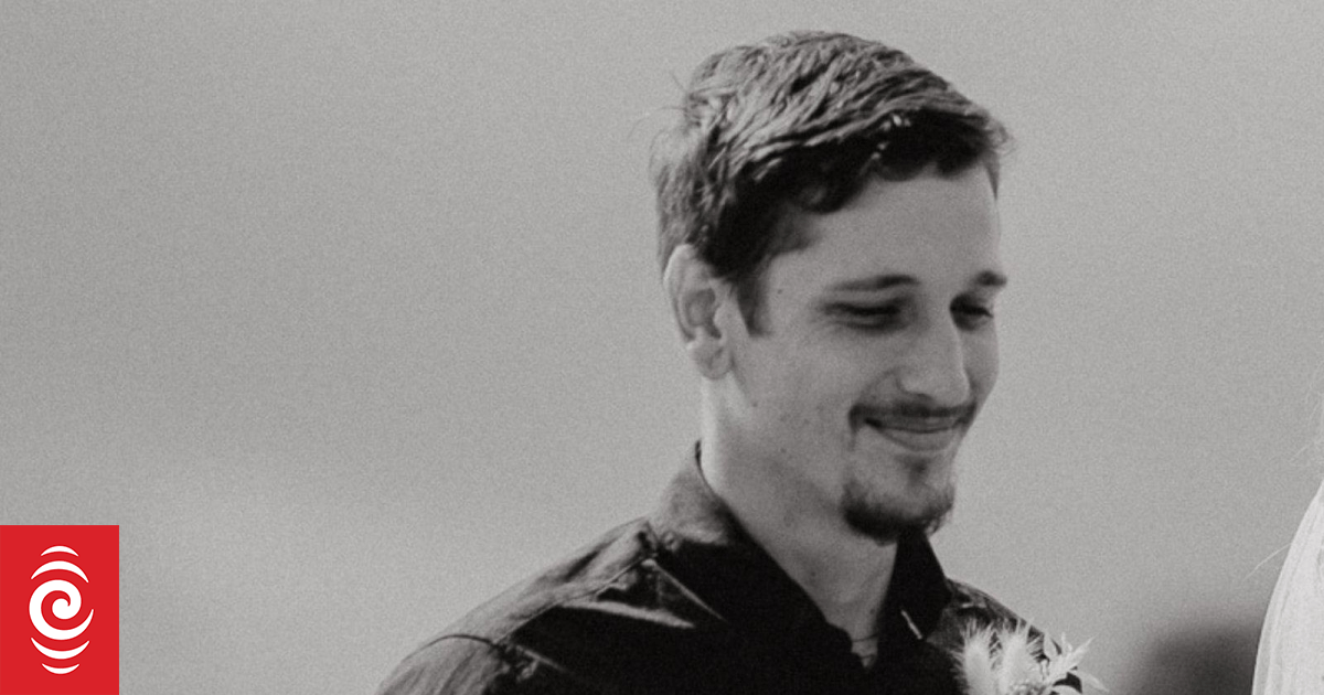 Young dad's death after sand dune collapse a 'tragic accident' - coroner