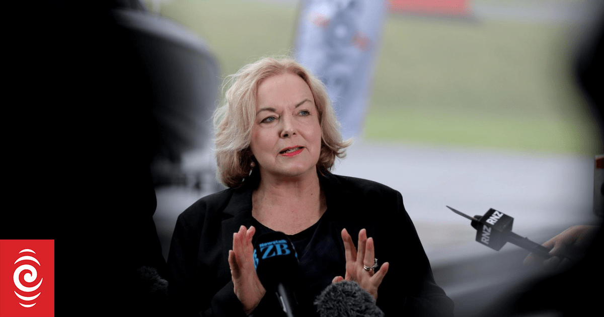 Government unveils strategy for the defence industry