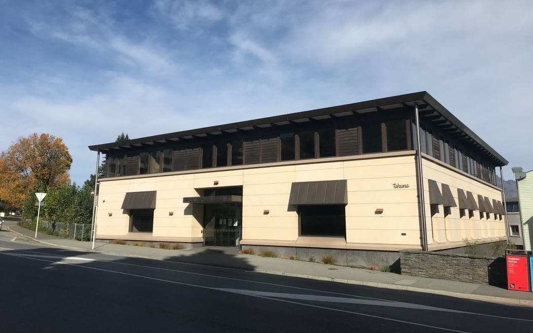 Queenstown District Court.