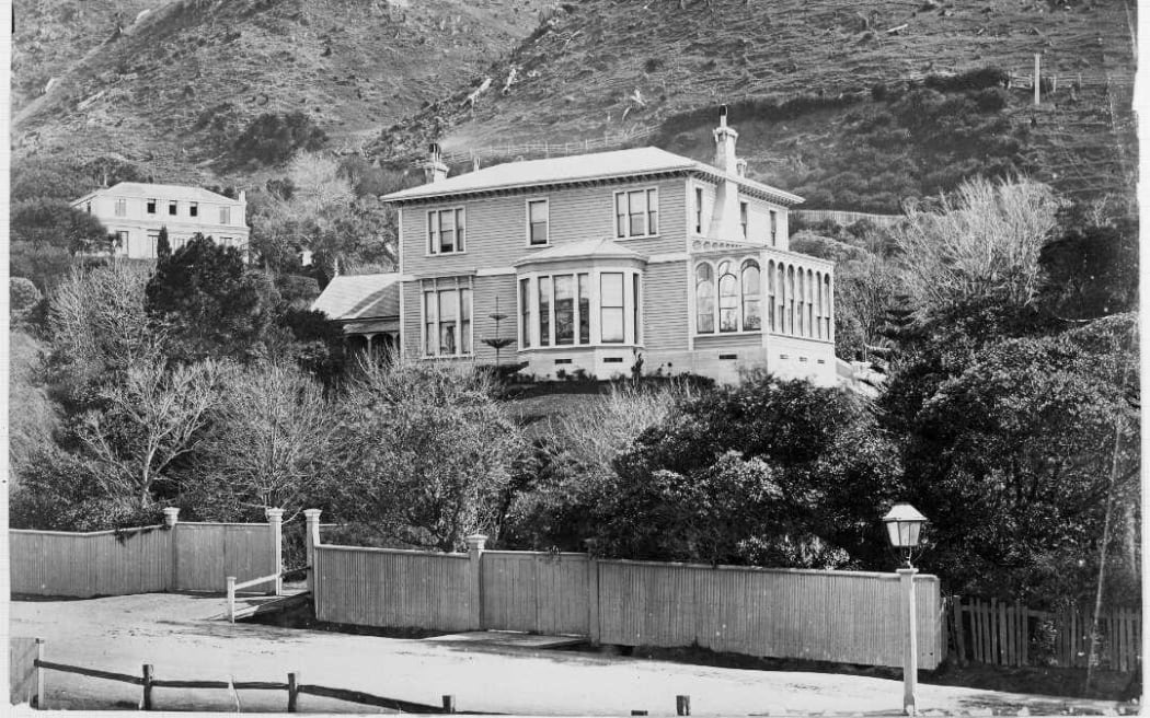 Premier House, Tinakori Road, Thorndon, circa 1880, taken by an unidentified photographer.