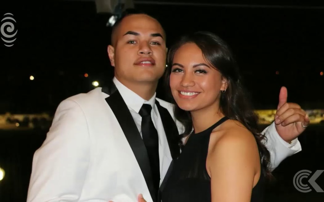 Community bands together to make school ball affordable: RNZ Checkpoint