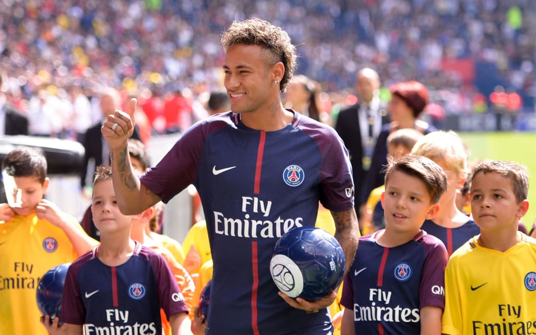 Neymar is introduced to PSG fans.