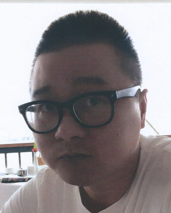 PNG police are looking for Zhou Qianbin, a Chinese national who they claim is implicated in a massive fraud investigation.