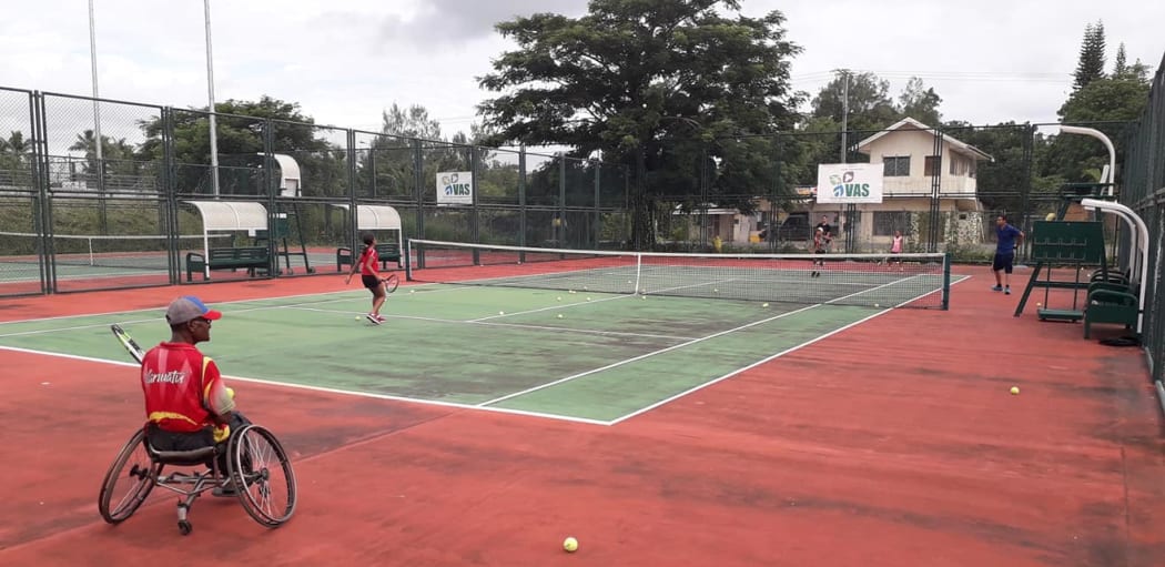Vanuatu Tennis resumed their development program at the Korman Complex.