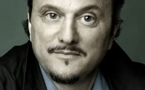 US Novelist Jeffrey Eugenides, who won the Pulitzer Prize for Middlesex, has a new book of short stories out called "Fresh Complaint".