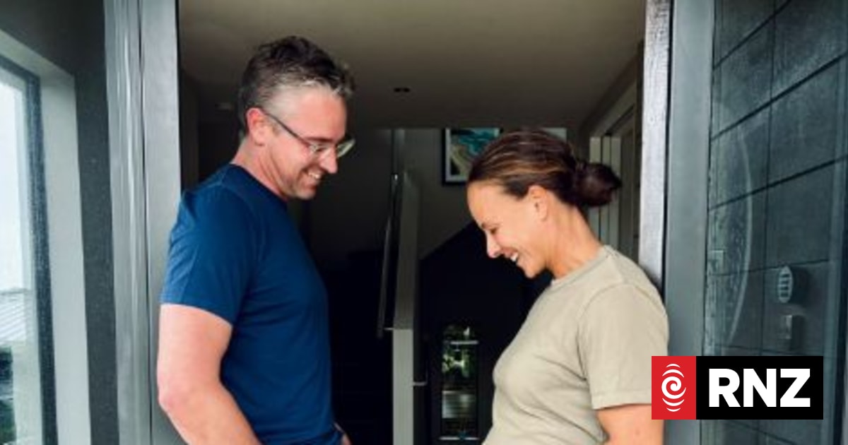 Olympian Dame Lisa Carrington welcomes first child