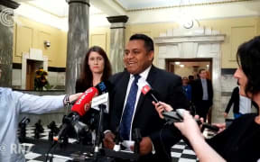 Expect aftershocks, Civil Defence Minister warns