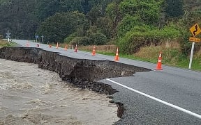 The damage to the SH7 near Engineers Camp, between Springs Junction and the Hanmer Springs turnoff.