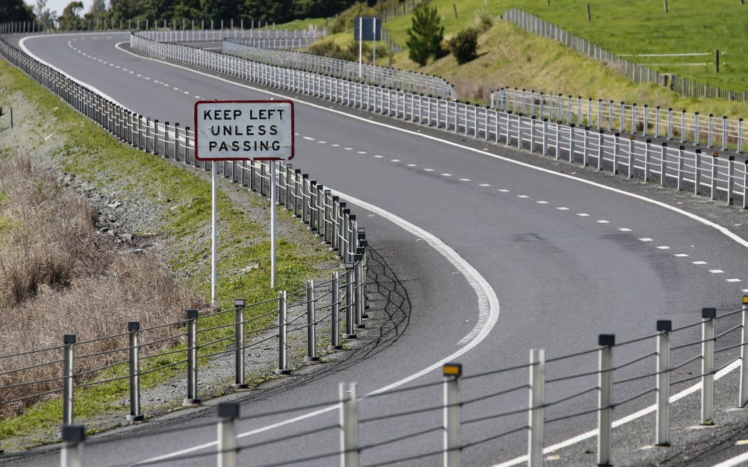 State Highway 1, Brynderwyn Hills, Covid Delta level 3 Northland.
13 October 2021 Northern Advocate photograph by Michael Cunningham
NAG 18Oct21 - 
WGP 29Oct21 - SH1, at the Brynderwyn Hills in Northland. The area could take some weeks to get its Covid vaccinations up. Photo / Michael Cunningham