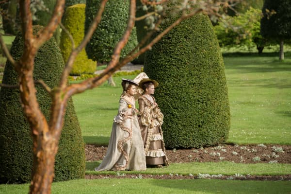 Outlander Season 2 episode 2.