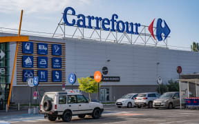 France, Auch, 2023-07-20. Carrefour hypermarket, supermarket and shopping mall. Photograph by Jean-Marc Barrere / Hans Lucas.
France, Auch, 2023-07-20.