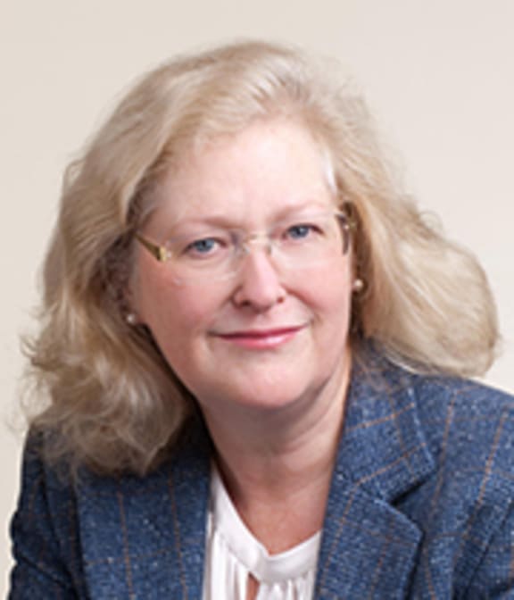 Dr Noelyn Hung