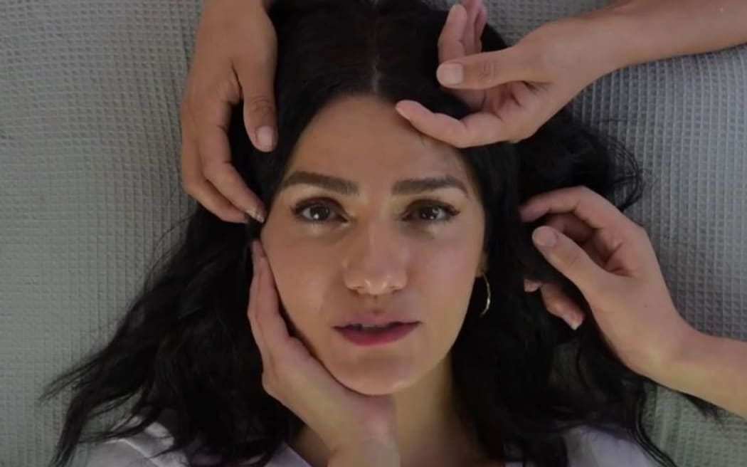 Yasamin 'October' video still