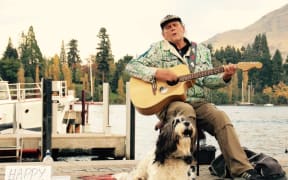 Happy the singing sheepdog and owner Kim Turton in Queenstown